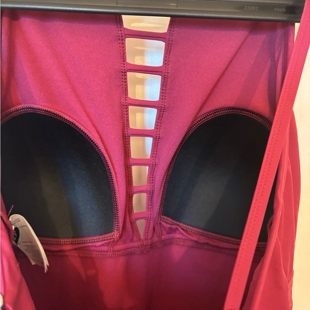 NWT: Jantzen one piece swimsuit, size 12 - Picture 6 of 7